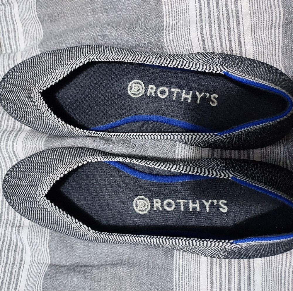 Basically new Rothy's flats
